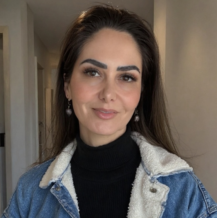 Ava